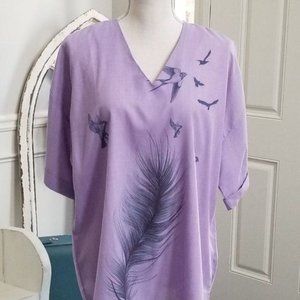 Boutique Lavender Short Sleeve Top Artistic Flair Size Large